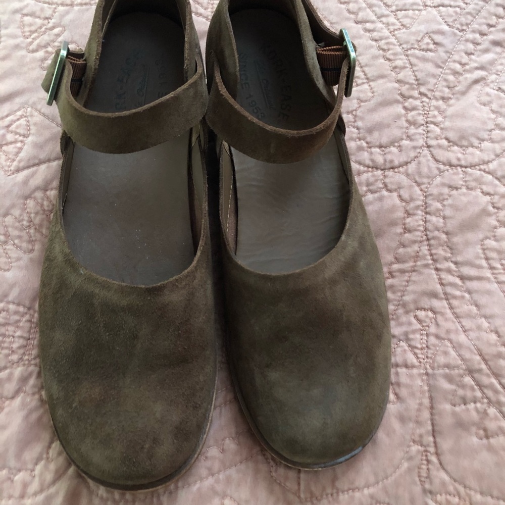Kork-Ease suede shoes sz 9 new